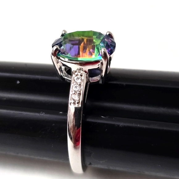 Elegant Sterling Silver 925 Mystic Topaz Ring - Picture 3 of 7